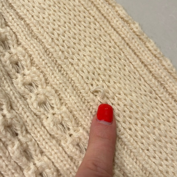 A Caldwell Hand Fashioned Cream Fisherman Core Cardigan Sweater Medium - Picture 16 of 16